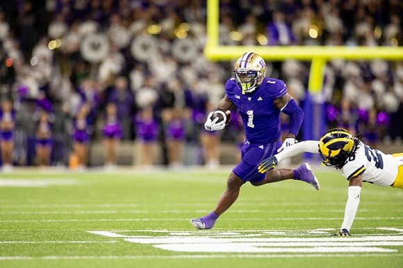 Jyaire Hill (20)