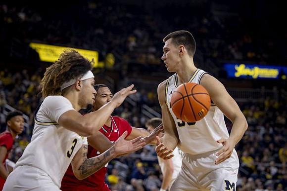 Tre Donaldson (3) and Vladislav Goldin (50)