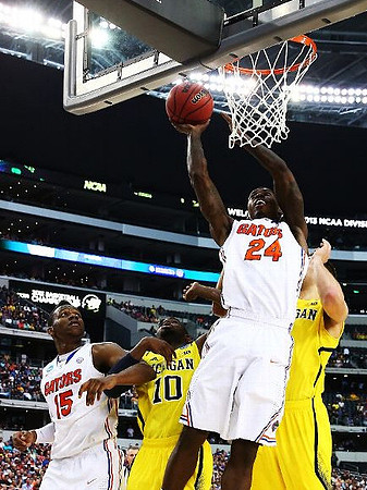Tim Hardaway Jr. (10) and Mitch McGary (4)