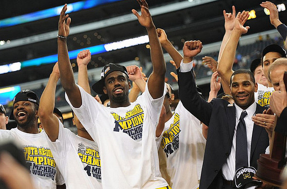 Corey Person (32), Tim Hardaway Jr. (10), and LaVall Jordan