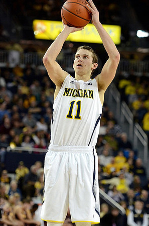 Nik Stauskas (11)