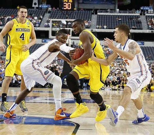 Nik Stauskas (11)