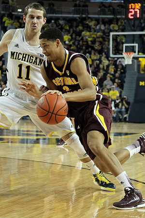 Nik Stauskas (11)