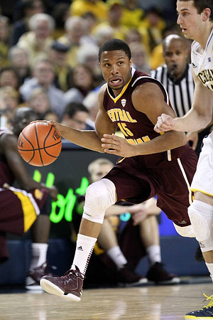 Nik Stauskas (11)