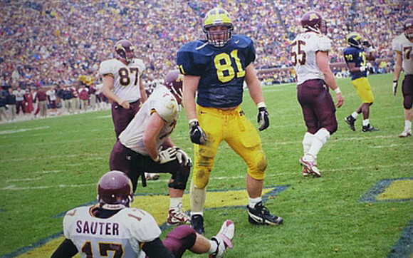 Glen Steele (81) and Andre Weathers (30)