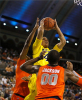 Darius Morris (4)