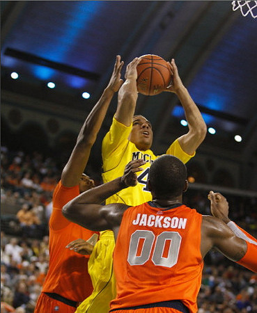 Darius Morris (4)