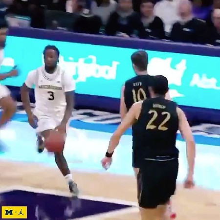 Zavier Simpson (3)