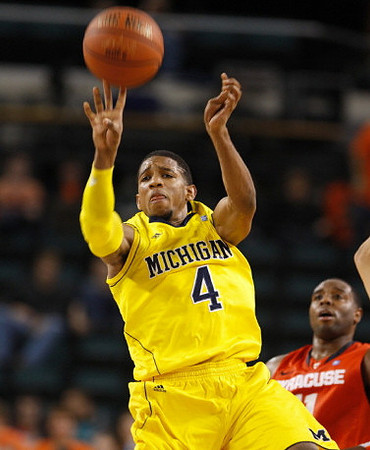 Darius Morris (4)