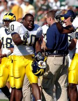 Obi Oluigbo (40) and Antonio Bass (18)