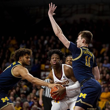 Isaiah Livers (4), Zavier Simpson (3), and Colin Castleton (11)