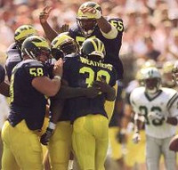 Andre Weathers (30), Rob Renes (58), and Dhani Jones (55)