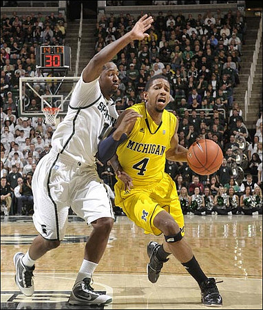 Darius Morris (4)