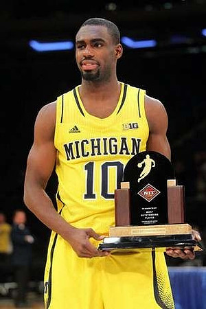 Tim Hardaway Jr. (10) and NIT Season Tip-Off Most Outstanding Player Trophy