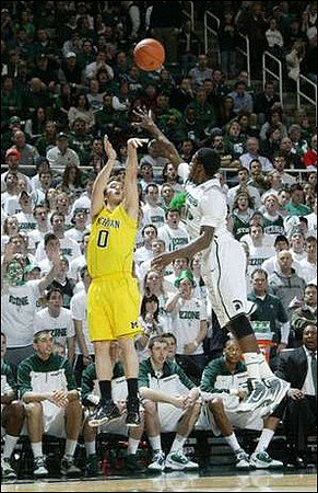 Zack Novak (0)