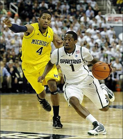Darius Morris (4)