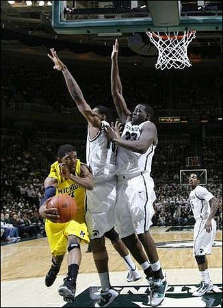 Darius Morris (4)