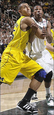 Jon Horford (15)