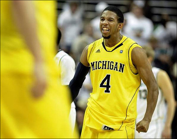Darius Morris (4)