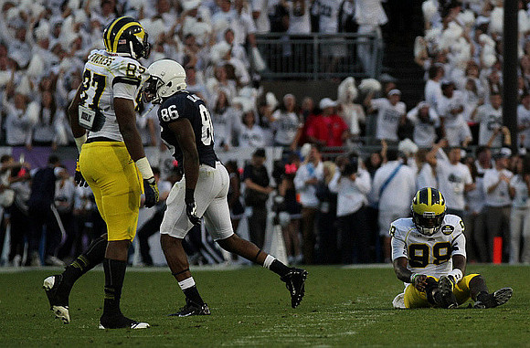 Devin Funchess (87) and Devin Gardner (98)