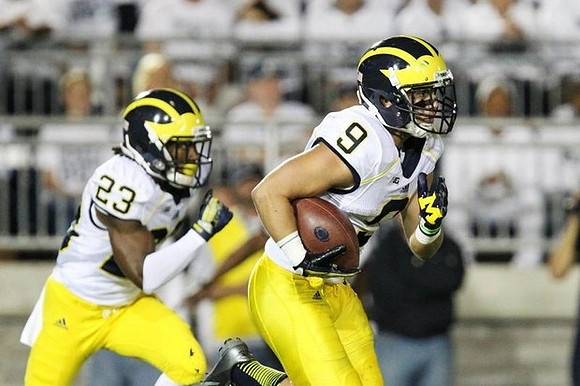 Dennis Norfleet (23) and Drew Dileo (9)