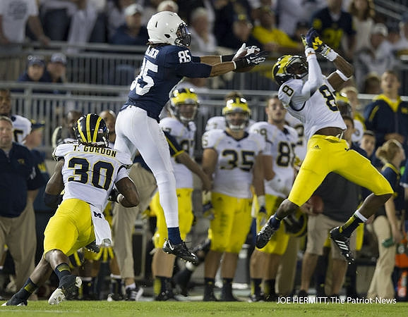 Thomas Gordon (30) and Channing Stribling (8)