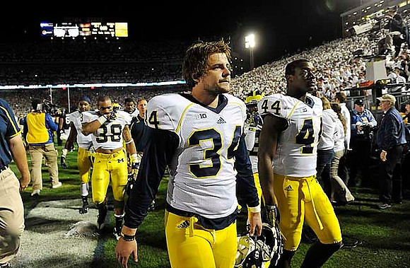 Brendan Gibbons (34), Delano Hill (44), and Thomas Rawls (38)