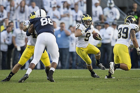 Ben Gedeon (42), Drew Dileo (9), and Sione Houma (39)