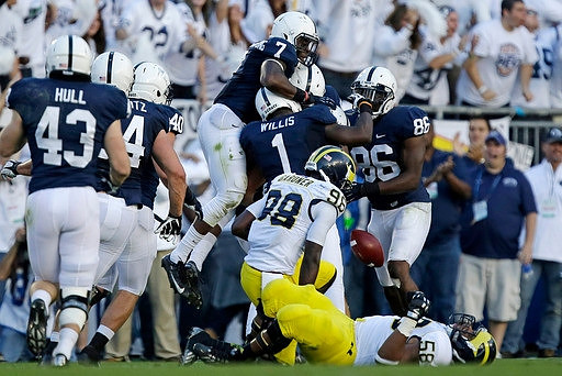 Devin Gardner (98) and Chris Bryant (58)