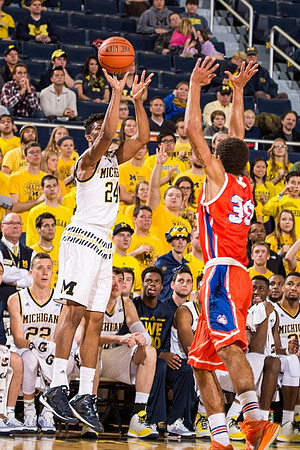 Aubrey Dawkins (24)
