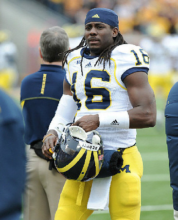 Denard Robinson (16)