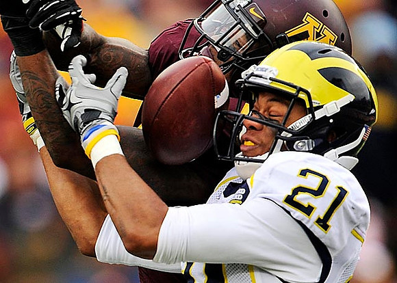 Roy Roundtree (21)