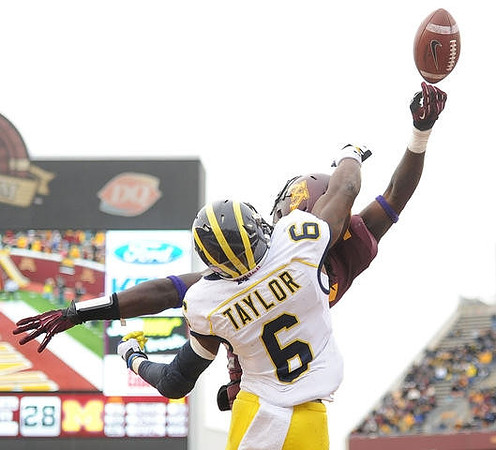 Raymon Taylor (6)