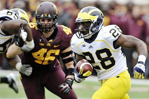 Fitzgerald Toussaint (28) and Patrick Omameh (65)