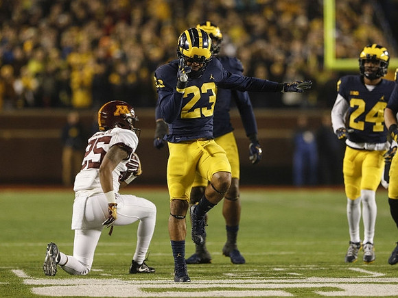 Tyree Kinnel (23) and Lavert Hill (24)