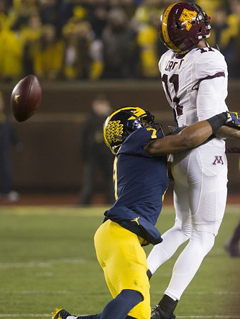 Khaleke Hudson (7)