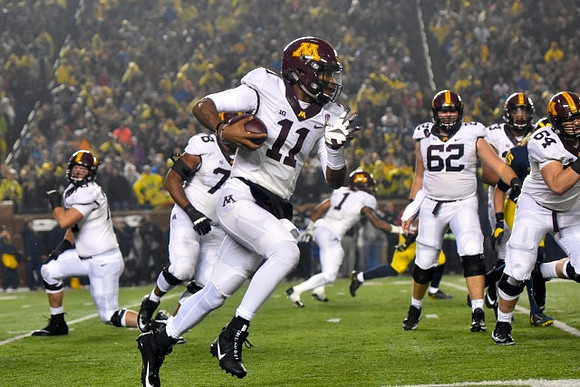 Chase Winovich (15)