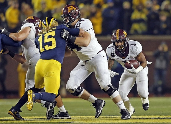 Chase Winovich (15)