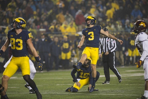 Zach Gentry (83), Quinn Nordin (3), and Garrett Moores (15)