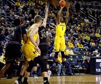 Moritz Wagner (13) and Charles Matthews (1)