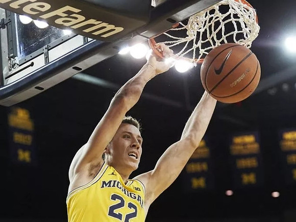 Duncan Robinson (22)