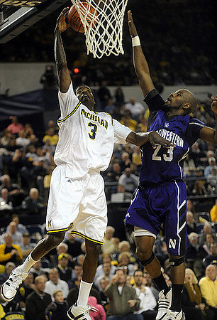 Manny Harris (3)