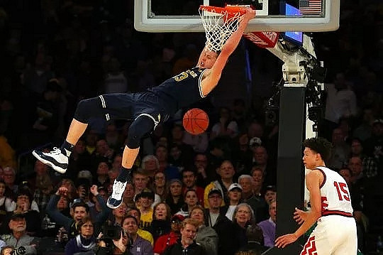 Moritz Wagner (13)