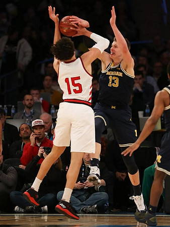 Moritz Wagner (13)