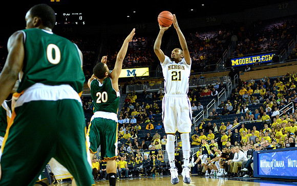 Zak Irvin (21)