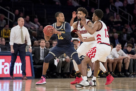 John Beilein and Muhammad-Ali Abdur-Rahkman (12)