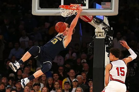 Moritz Wagner (13)