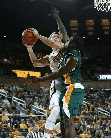 Spike Albrecht (2)