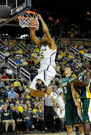 Jon Horford (15)