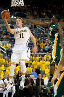 Nik Stauskas (11)